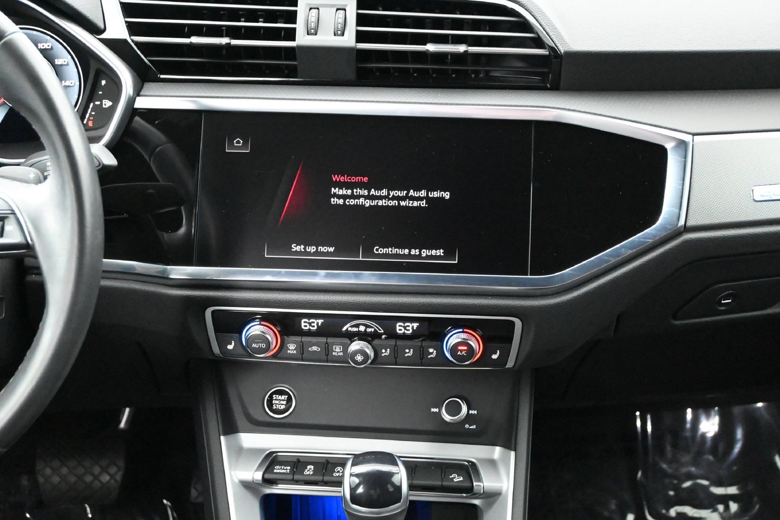 Used 2024 Audi Q3 2.0T Premium Plus AWD/4WD image 15