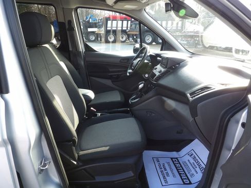 Used 2020 Ford Transit Connect XL image 38