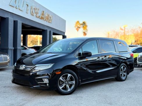 Used 2019 Honda Odyssey Touring image 1