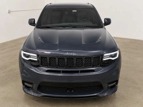 Used 2018 Jeep Grand Cherokee SRT AWD/4WD image 3