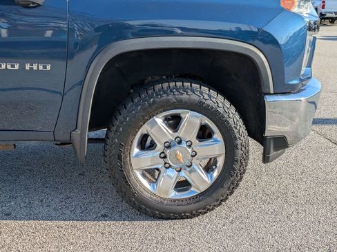 Used 2022 Chevrolet Silverado 2500 LTZ w/ Z71 Off-Road Package image 11