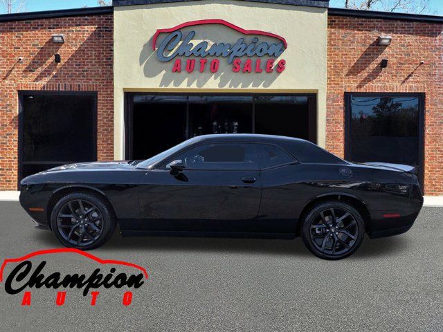 Used 2023 Dodge Challenger SXT w/ Blacktop Package RWD image 8