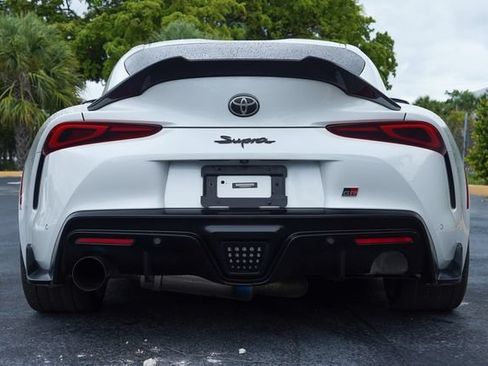 Used 2021 Toyota Supra w/ Safety & Technology Package RWD image 12
