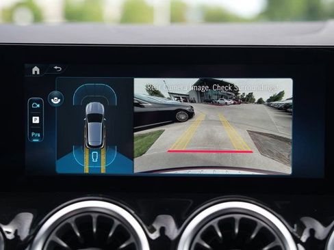 Certified 2026 Mercedes-Benz GLA 250 4MATIC image 27
