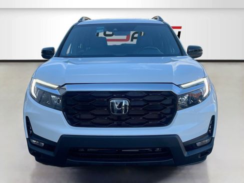 Used 2023 Honda Passport Elite image 2