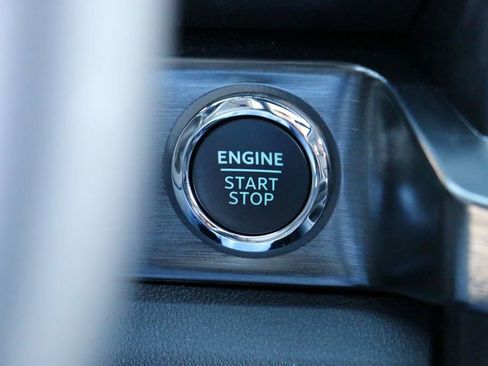 New 2026 Ford F250 Lariat w/ Black Appearance Package image 18