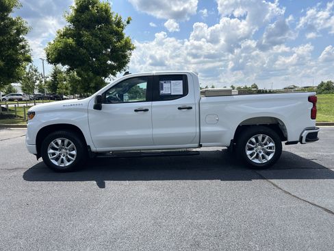 Used 2024 Chevrolet Silverado 1500 Custom RWD image 6