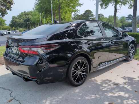 Certified 2024 Toyota Camry SE FWD image 10