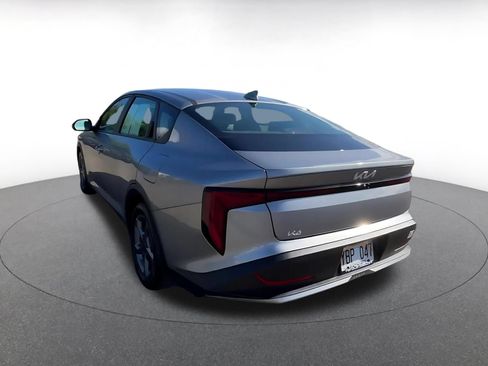 Used 2025 Kia K4 FWD image 11