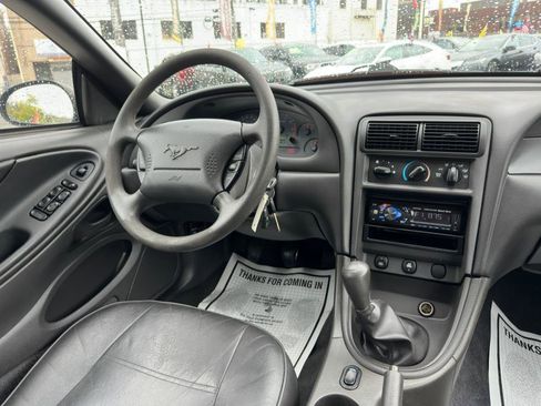 Used 2003 Ford Mustang Premium RWD image 16