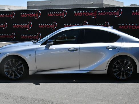 Used 2022 Lexus IS 350 F Sport w/ Navigation Package RWD image 4