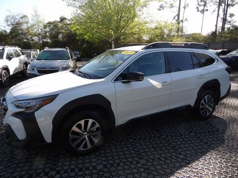 Used 2025 Subaru Outback Premium w/ Popular Package #1 image 4