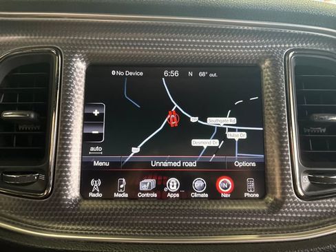 Used 2016 Dodge Challenger SRT Hellcat RWD image 15