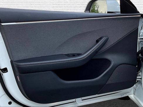 Used 2024 Tesla Model 3 Standard Range RWD image 19