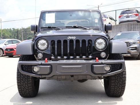 Used 2017 Jeep Wrangler Rubicon AWD/4WD image 10