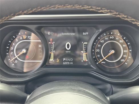 Used 2024 Jeep Gladiator Sport AWD/4WD image 15