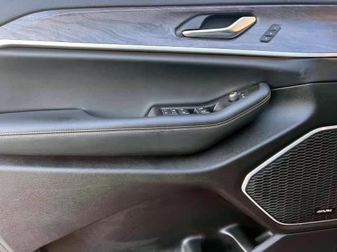 Certified 2022 Jeep Grand Cherokee L Limited image 16