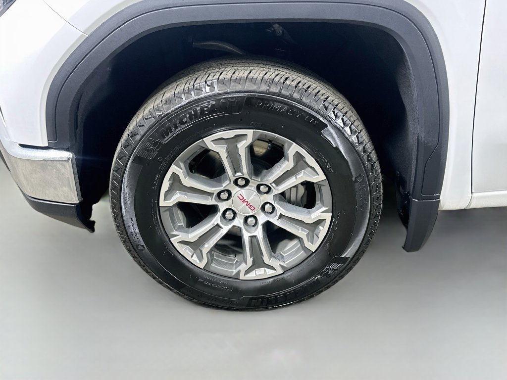 Used 2026 GMC Sierra 1500 SLT RWD image 8