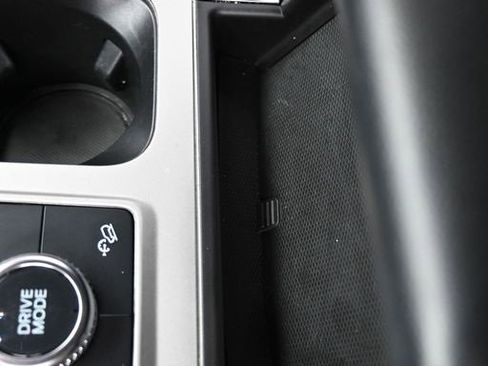 Used 2022 Ford Explorer XLT w/ Equipment Group 202A image 20