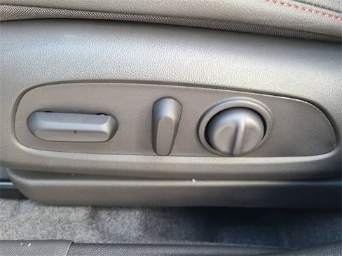 New 2026 Chevrolet Trax RS w/ Driver Confidence Package image 24