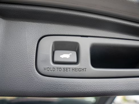 Used 2023 Honda CR-V EX-L image 13