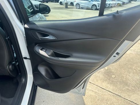 Used 2024 Buick Encore GX Sport Touring image 22