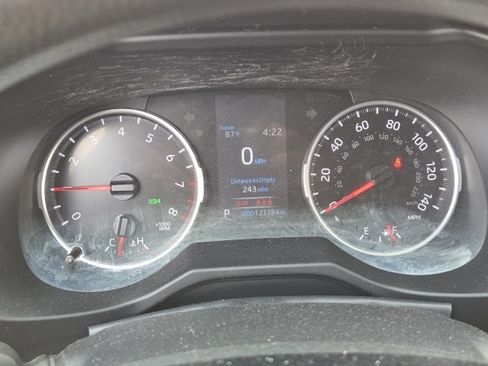 Used 2020 Toyota RAV4 LE w/ All Weather Liner Package AWD/4WD image 17