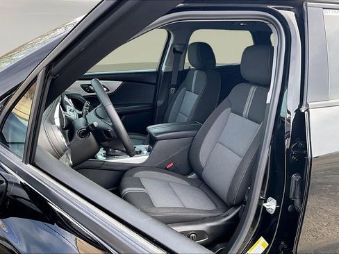 Used 2025 Chevrolet Blazer LT image 20