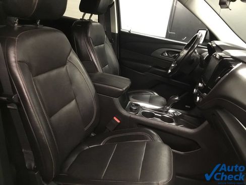 Used 2020 Chevrolet Traverse Premier w/ LPO, 'HIT The Road' Package AWD/4WD image 38