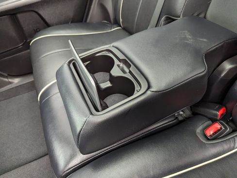 Used 2014 Toyota Venza Limited image 43