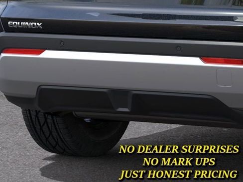 New 2026 Chevrolet Equinox LT FWD image 14