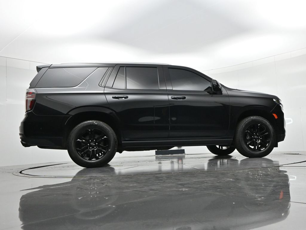 Used 2023 Chevrolet Tahoe Premier w/ Advanced Technology Package AWD/4WD image 25