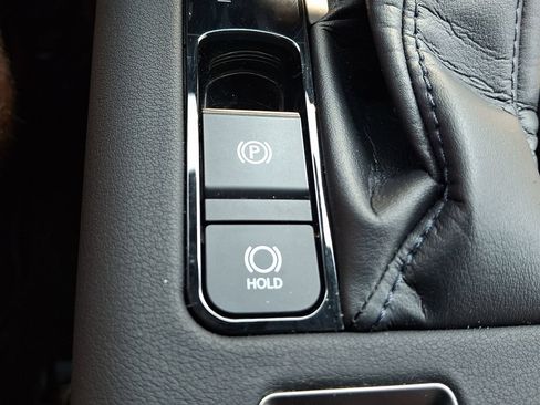 Used 2024 Lexus GX 550 w/ Accessory Package (2T) AWD/4WD image 27