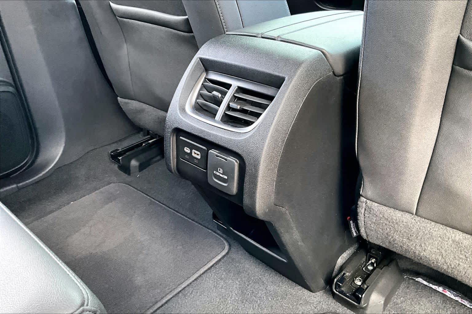 Used 2022 Chevrolet Blazer LT w/ Sound & Technology Package AWD/4WD image 10
