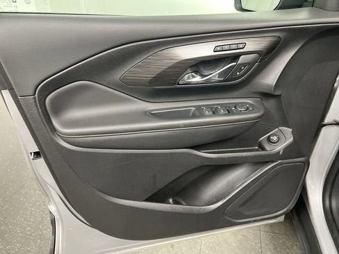 Certified 2019 GMC Terrain SLT w/ Preferred Package AWD/4WD image 21