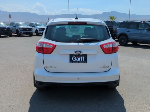 Used 2015 Ford C-MAX SE w/ Equipment Group 203A FWD image 4