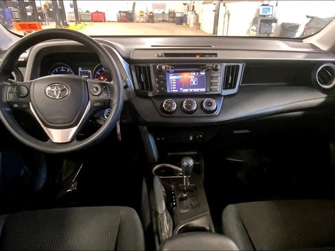 Used 2017 Toyota RAV4 LE w/ Carpet Mat Package image 15