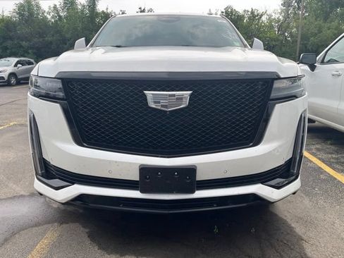 Used 2023 Cadillac Escalade Sport Platinum w/ LPO, ONYX Package AWD/4WD image 14