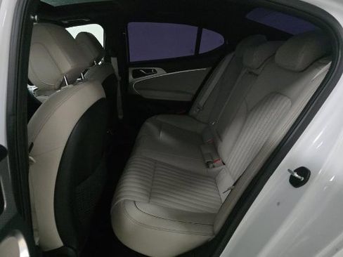 Used 2023 Genesis G70 3.3T w/ Sport Advanced Package image 11