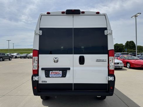 New 2025 RAM ProMaster 3500 w/ Quick Order Package 22G SLT image 11