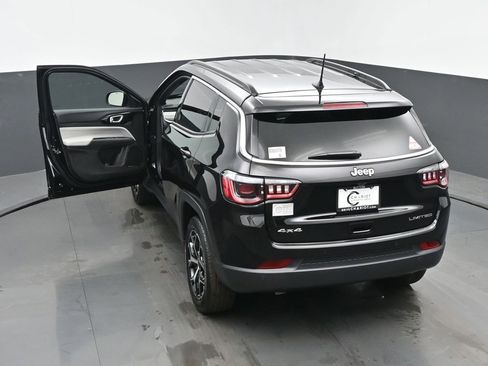 New 2026 Jeep Compass Limited image 41