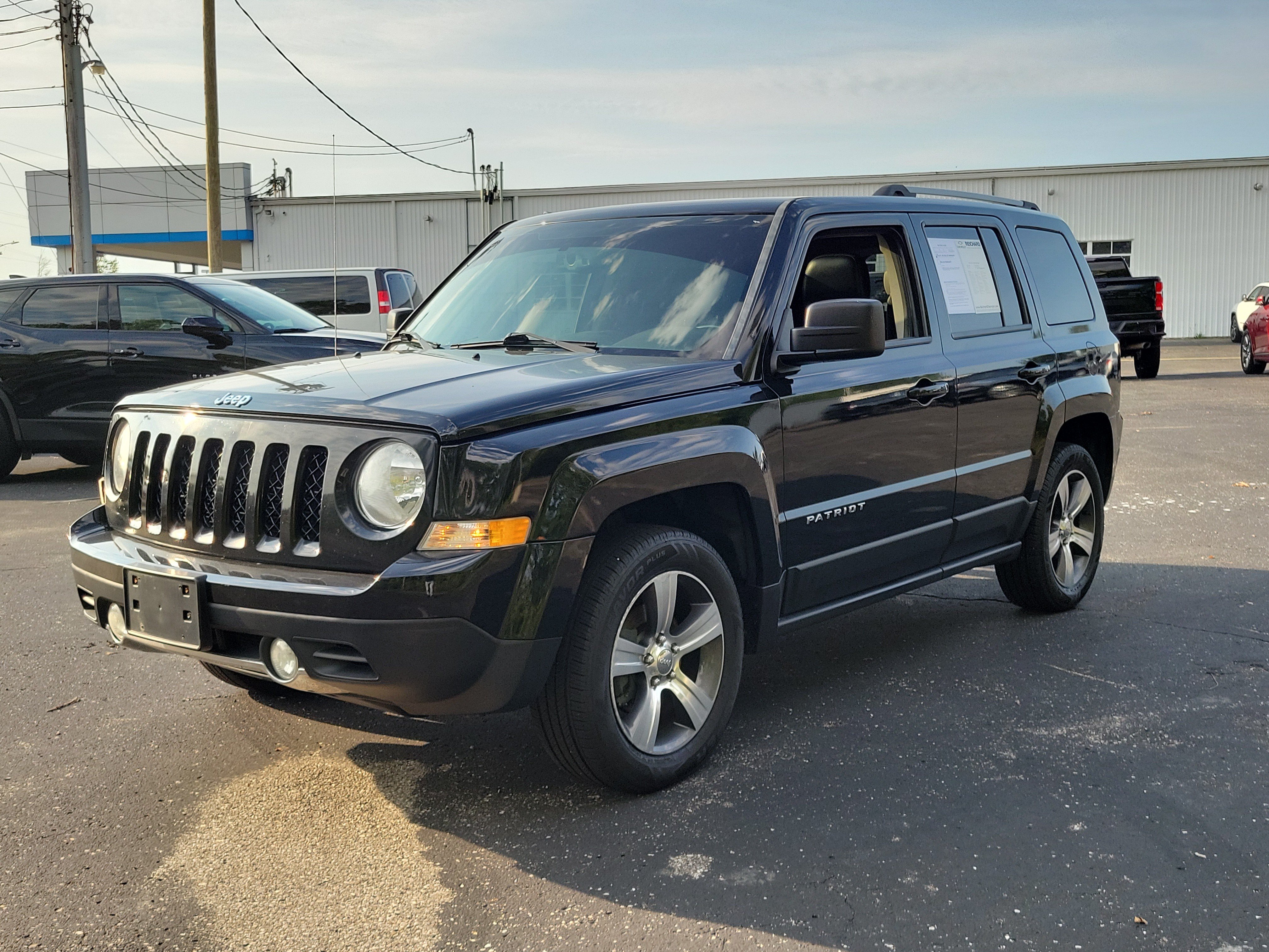 Used 2016 Jeep Patriot High Altitude FWD image 2