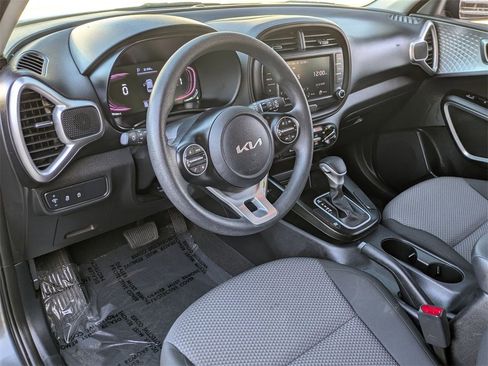Used 2024 Kia Soul LX w/ Option Group 015 image 14