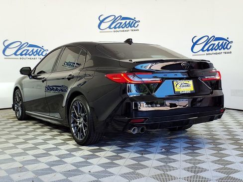 Used 2025 Toyota Camry XSE w/ Premium Package image 2