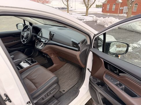 Certified 2025 Honda Odyssey Elite image 15