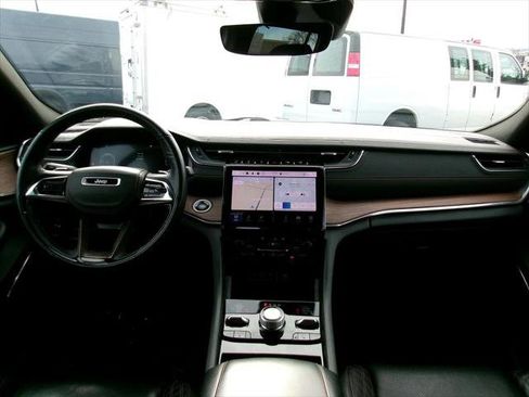 Certified 2023 Jeep Grand Cherokee L Summit w/ Luxury Tech Group V AWD/4WD image 15