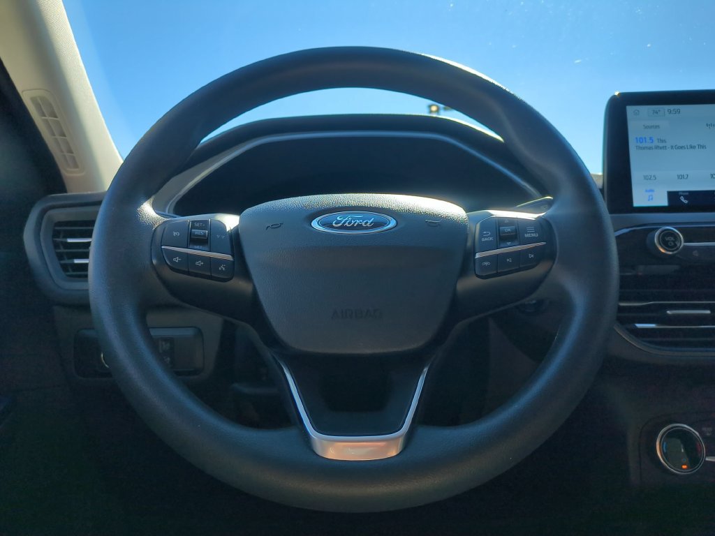 Used 2025 Ford Escape Active AWD/4WD image 19