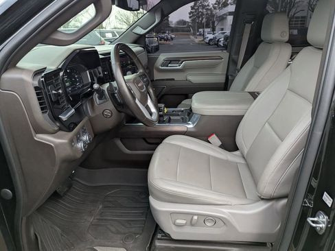 Used 2023 GMC Sierra 1500 SLT w/ SLT Convenience Package image 13