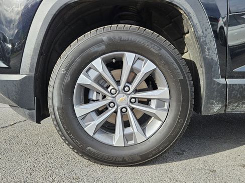 Used 2026 Chevrolet Equinox LT AWD/4WD image 14
