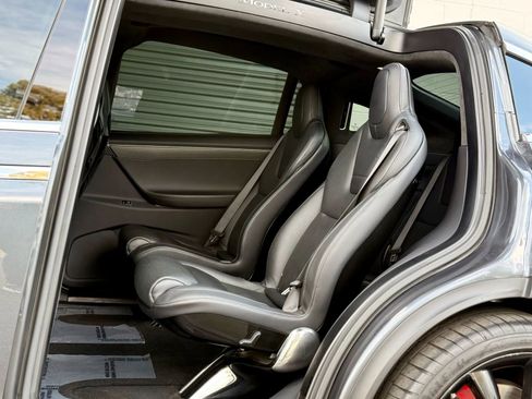 Used 2016 Tesla Model X 90D image 20